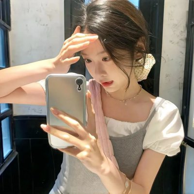 红色谜团